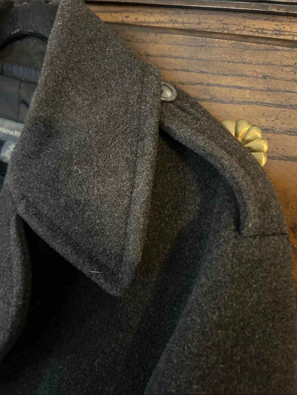 Banana Republic from length flap